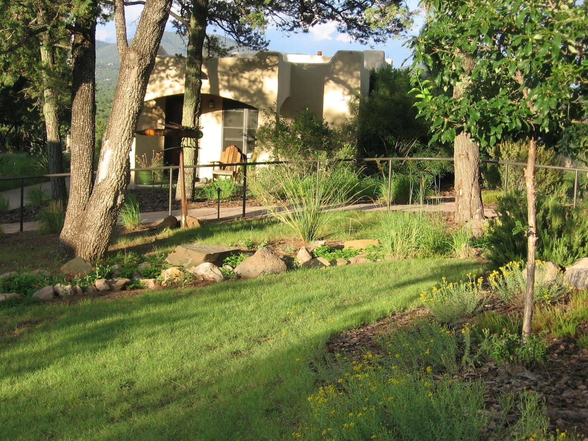 Bear Mountain Lodge Silver City Buitenkant foto